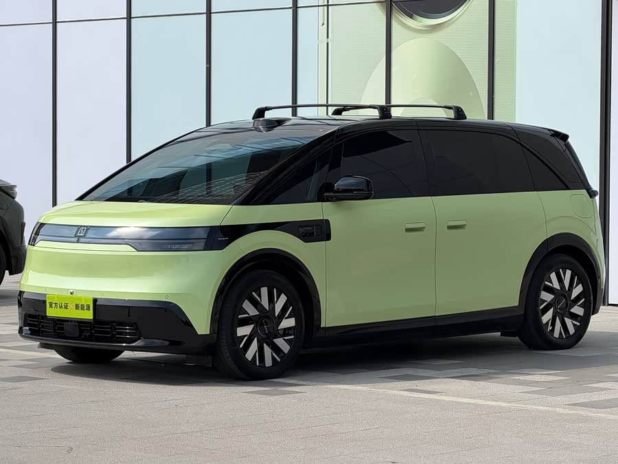 Zeekr MIX 2025 Long Range Intelligent Driving Version - zdjęcie 1