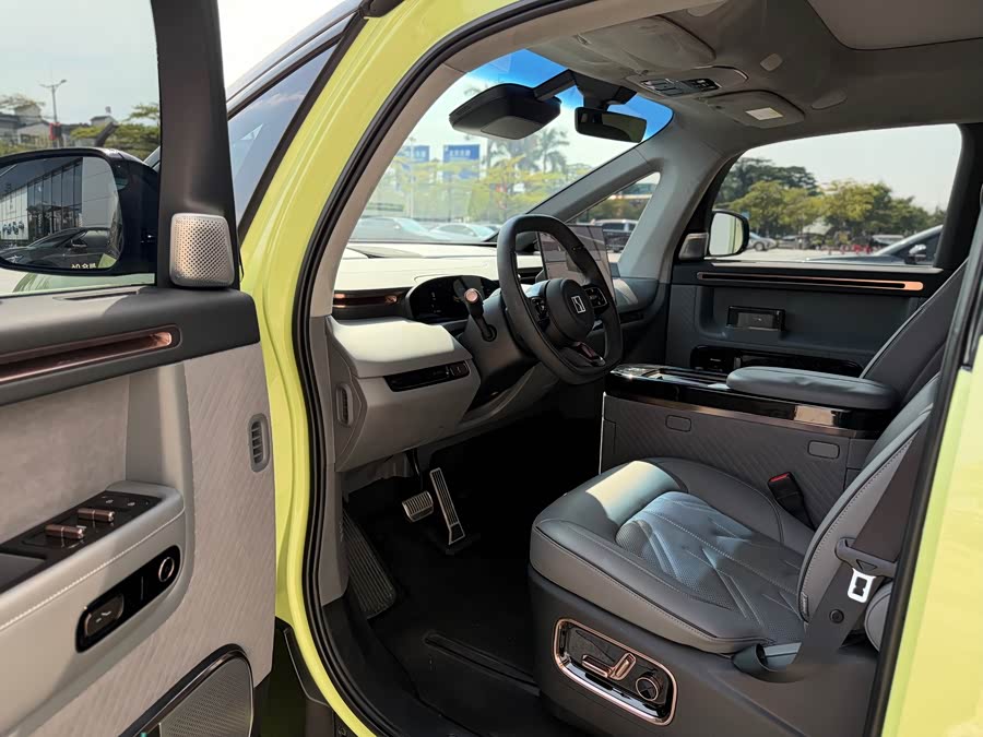 Zeekr MIX 2025 Long Range Intelligent Driving Version - zdjęcie 9
