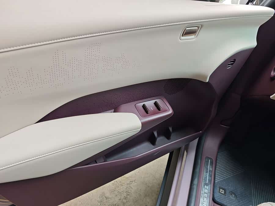 Zeekr X 2025 Four-Seater Rear-Wheel Drive Cube Edition - zdjęcie 7