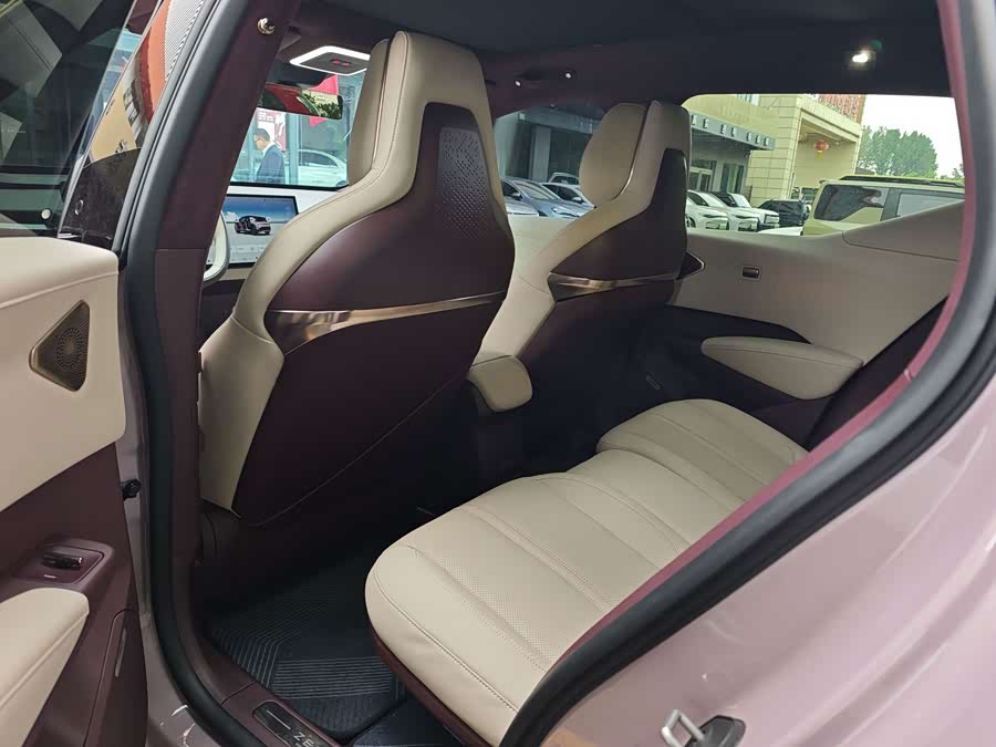 Zeekr X 2025 Four-Seater Rear-Wheel Drive Cube Edition - zdjęcie 9
