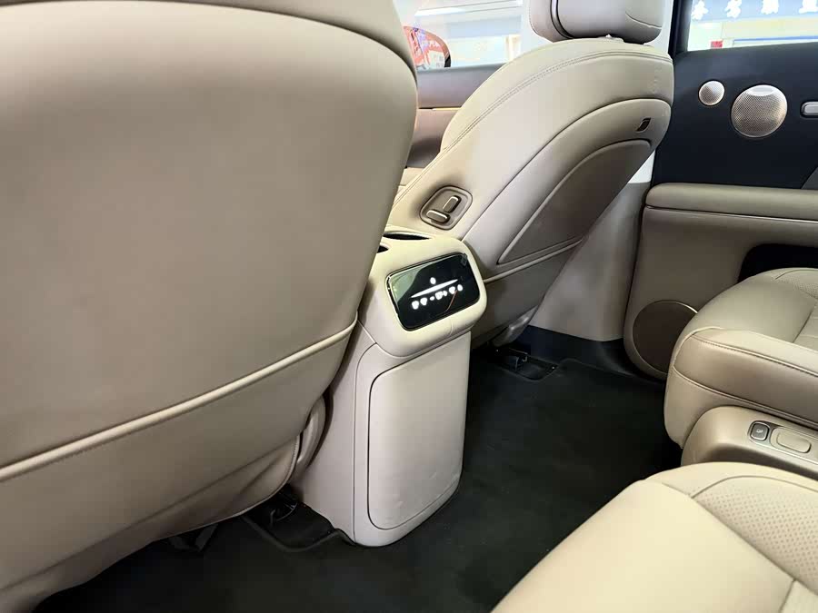 Zhi Ji LS8 2026 66 Ultra Luxury Large Six-Seater - zdjęcie 9